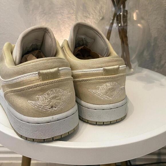 Nike Jordan 1 Low SE Team Gold Cream 9.5 Women 8 Mens - Picture 5 of 9